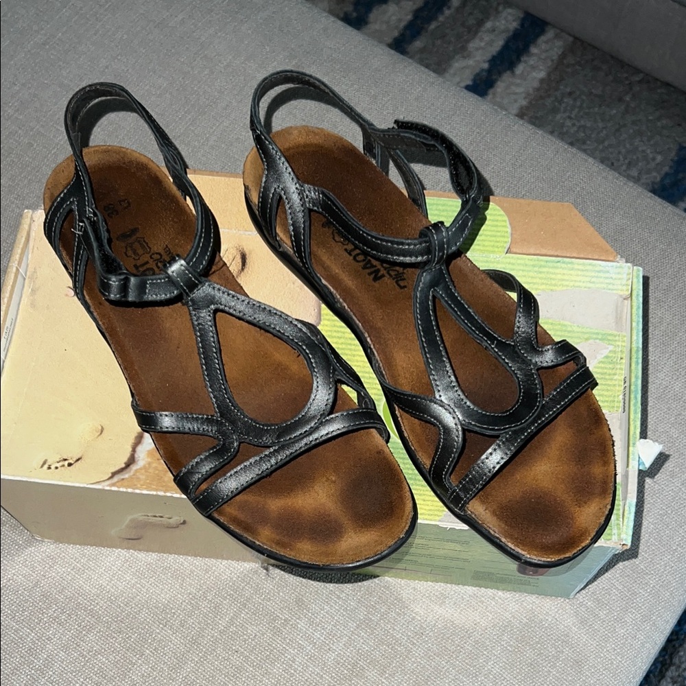 Naot Black Leather T-Strap Slingback Sandals